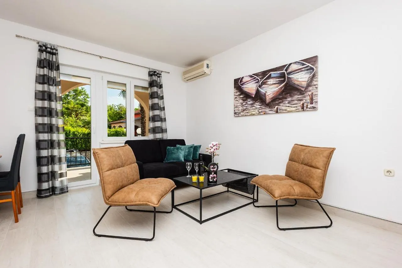 Apartments Dino Malinska Croatia